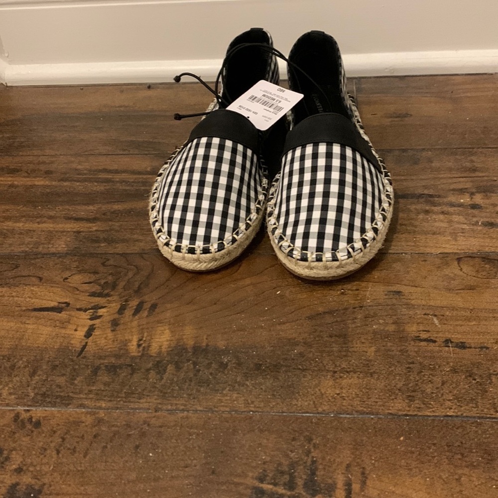 NWT St John’s Bay Black White‎ Plaid Espadrille 9.5